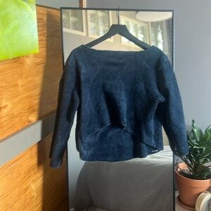 Paridaez reversible fleece top